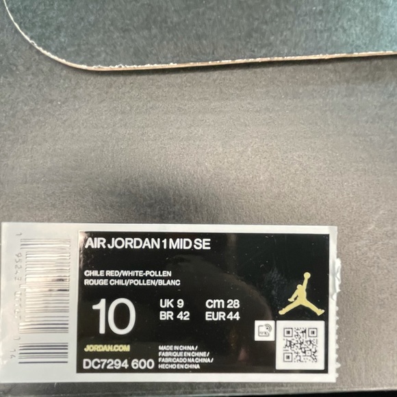 Air Jordan 1 Mid SE Mens Size 10 Basketball Sneakers Chili Red Shoes - Picture 12 of 12